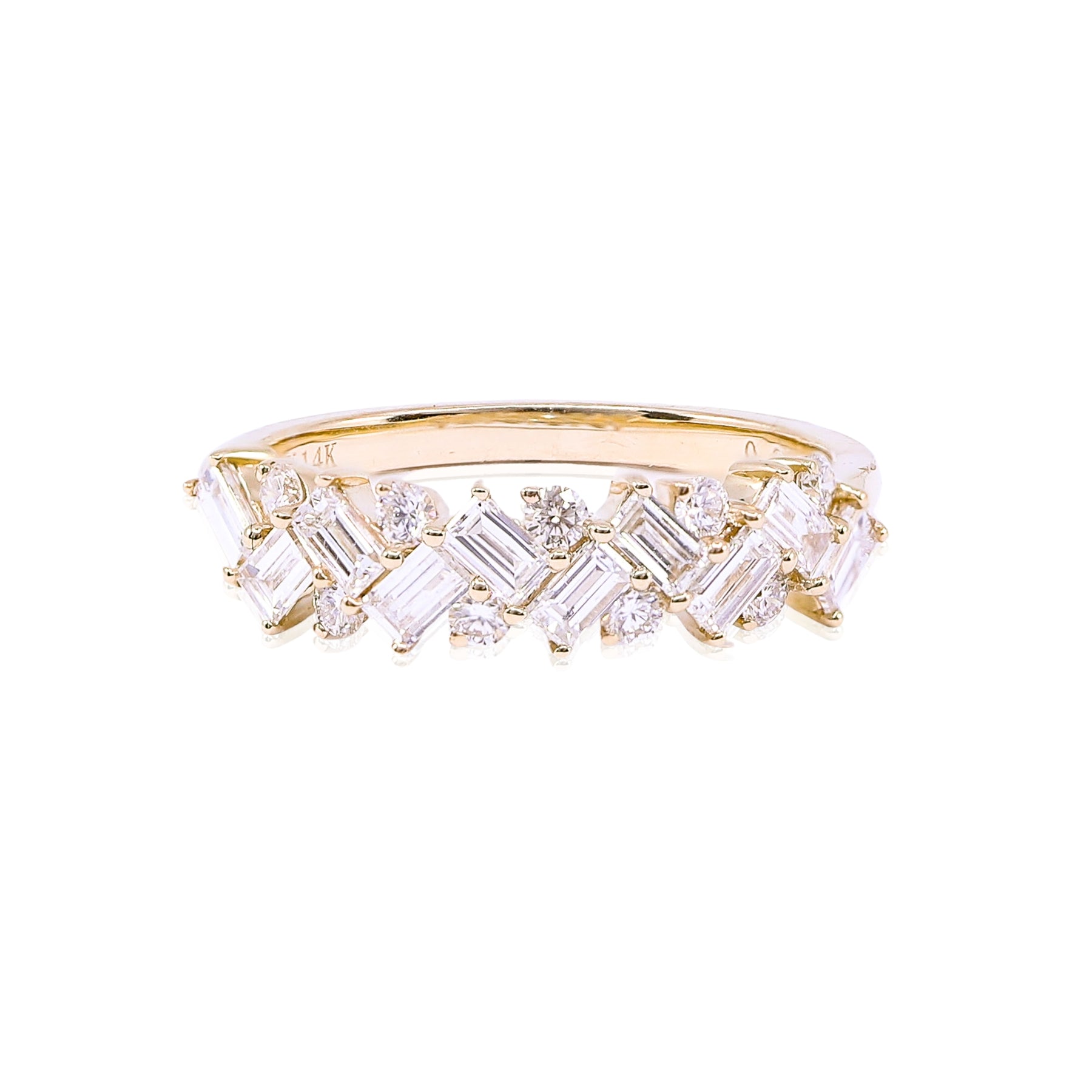 14K YELLOW GOLD TAPERED BAGUETTE ROUND DIAMOND BAND - 0.98CTW