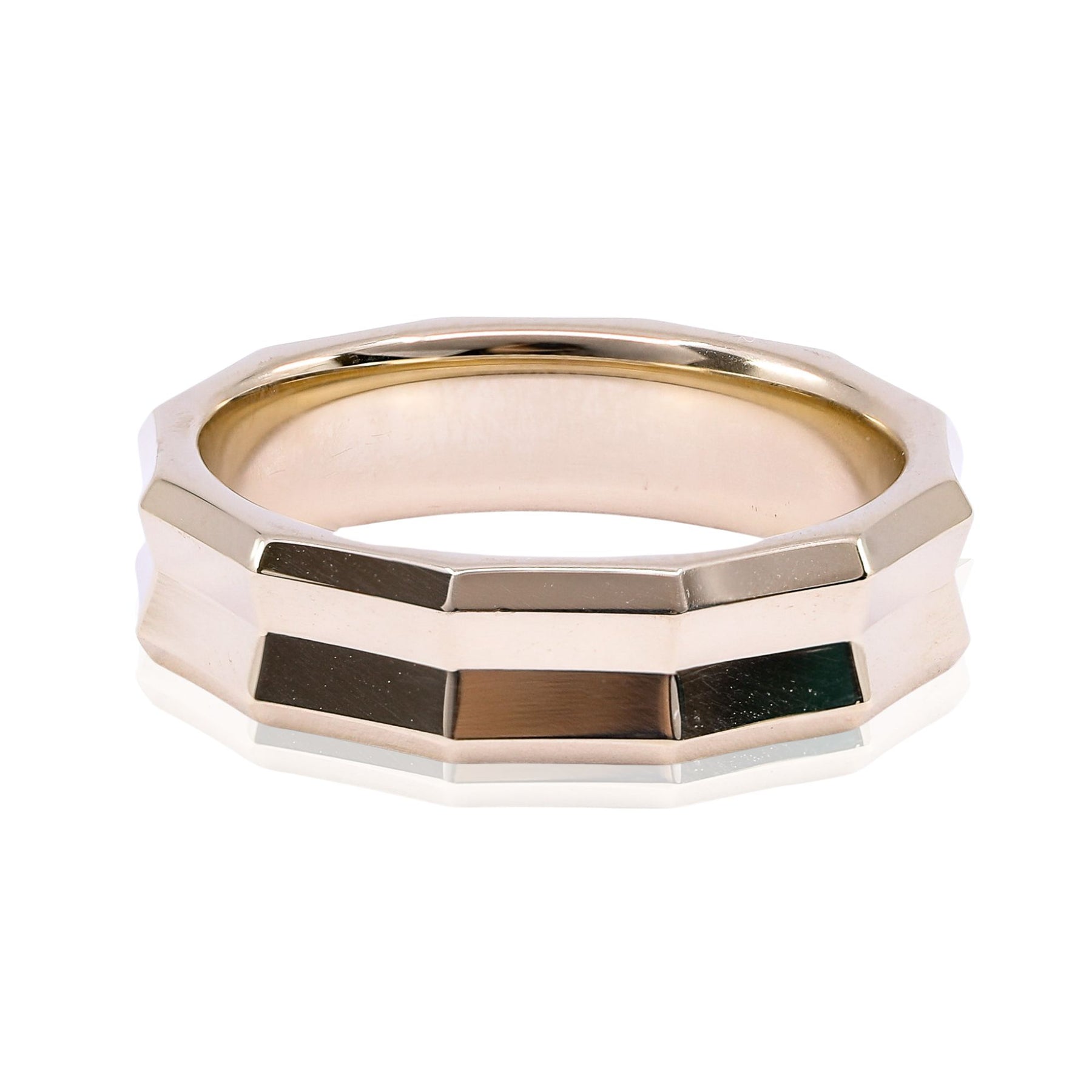 14K YELLOW GOLD FACETED BEVEL WEDDING BAND