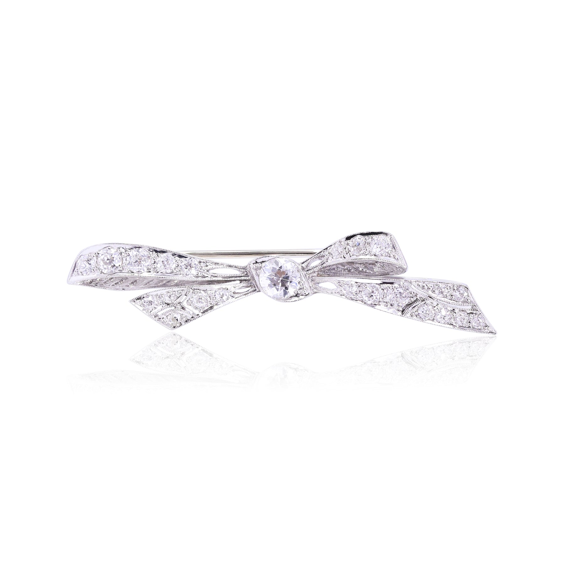 ESTATE PLATINUM EDWARDIAN DIAMOND BOW PIN - 2.00CTW