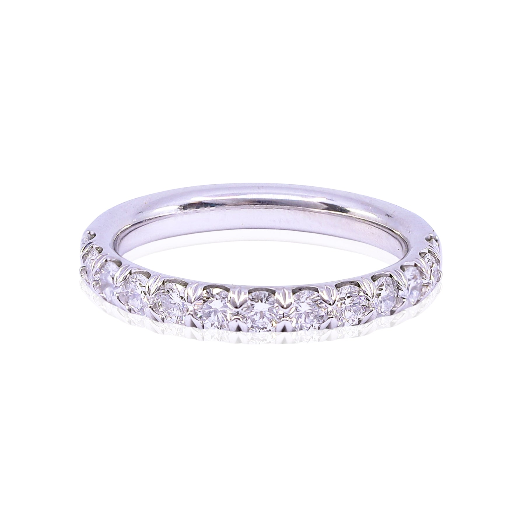 ESTATE 14K WHITE GOLD DIAMOND BAND - 0.75CTW