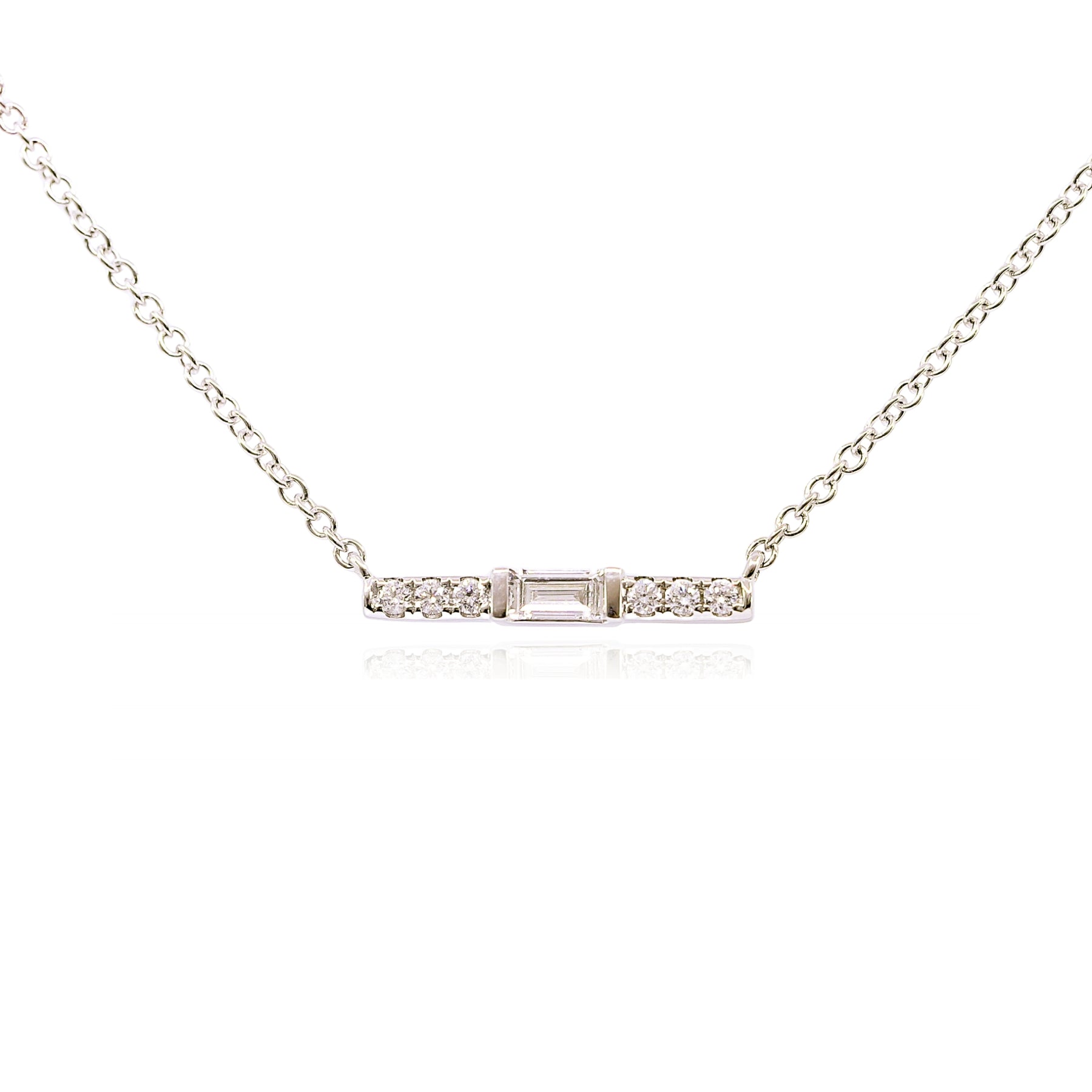 14K WHITE GOLD DIAMOND EAST-WEST BAR NECKLACE - 0.18CTW