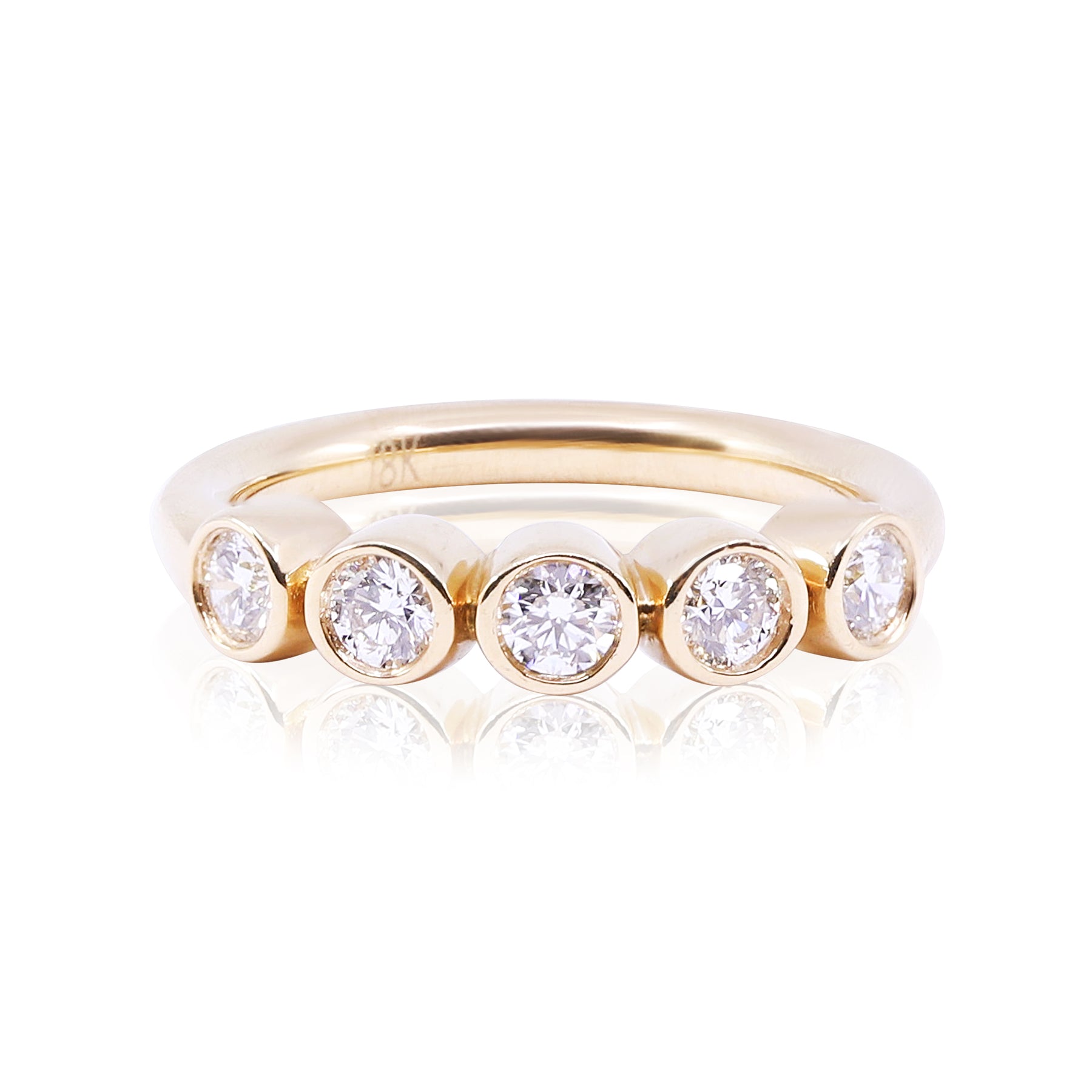 18K YELLOW GOLD BEZEL-SET FIVE ROUND DIAMOND BAND 0.56CTW