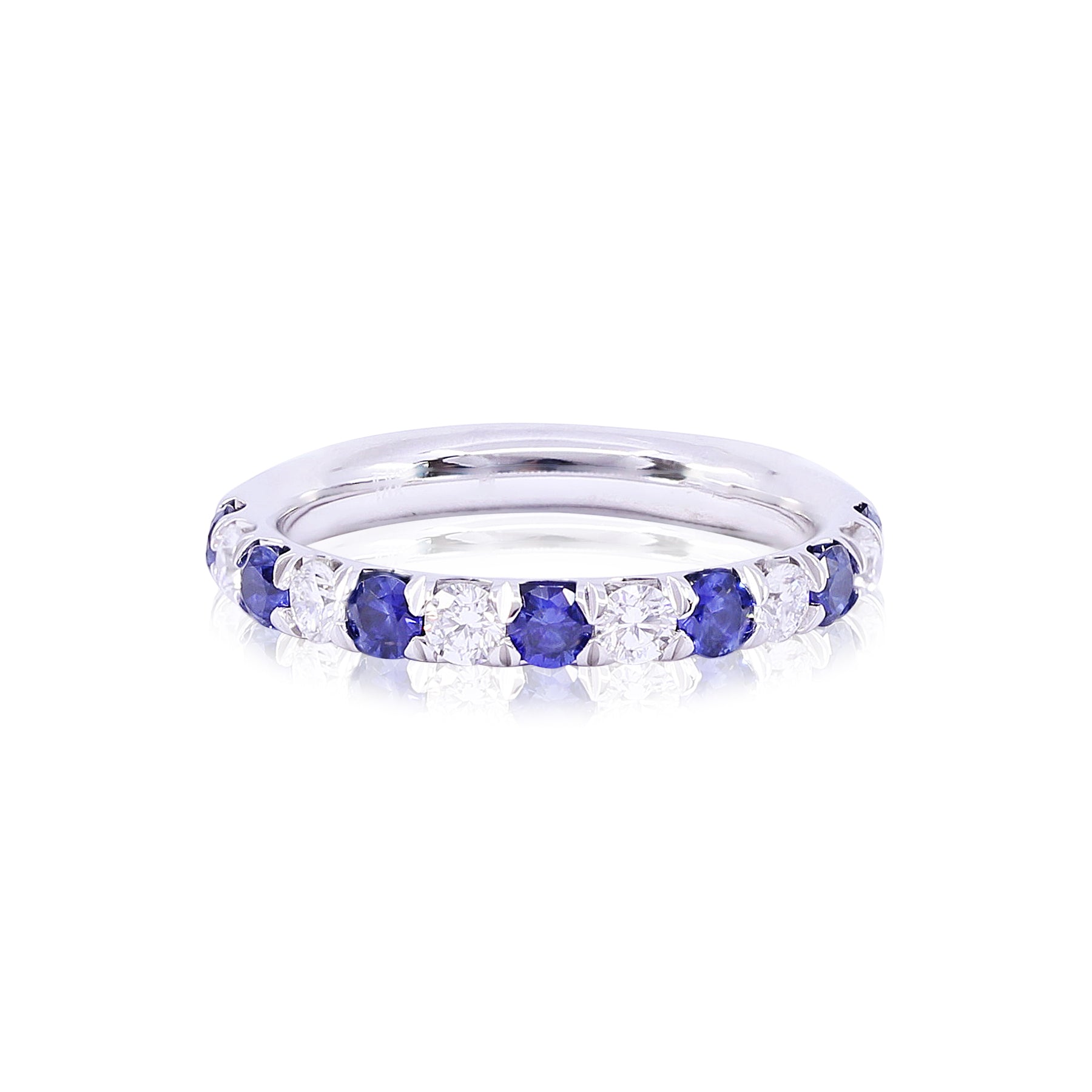 14K WHITE GOLD ALTERNATING ROUND DIAMOND AND SAPPHIRE BAND