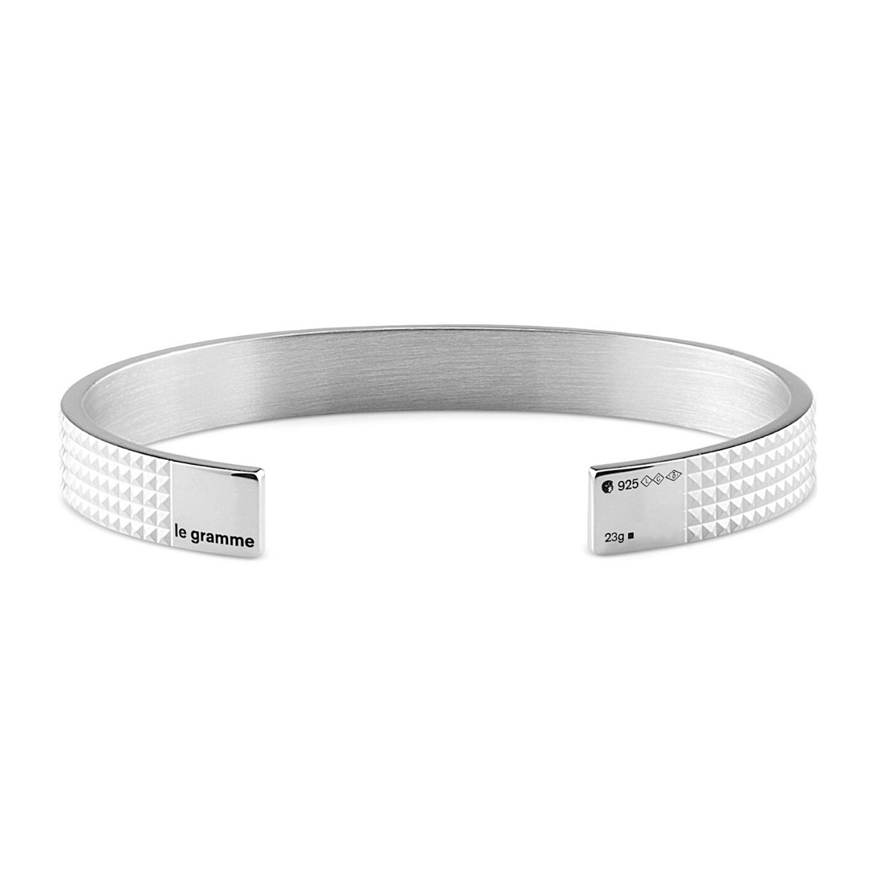 LE GRAMME MEN’S 23G STERLING SILVER ETCHED PYRAMID CUFF BRACELET